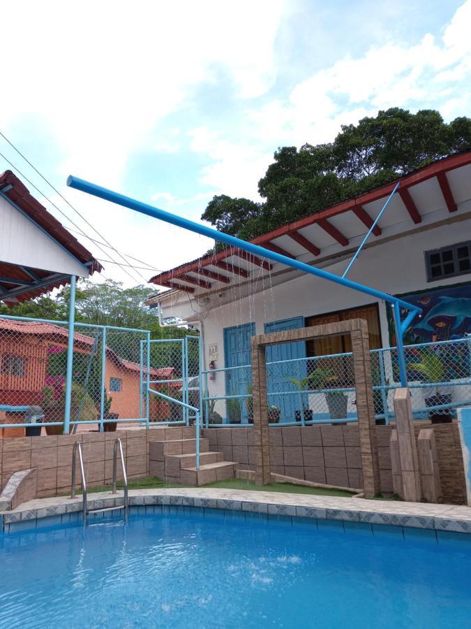 Hotel La Uvita Puerto Limon Exterior photo